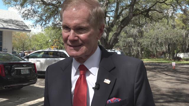 U.S. Sen. Bill Nelson elaborated on his support to ban assault rifles and implement more comprehensive background checks in order to purchase a gun.